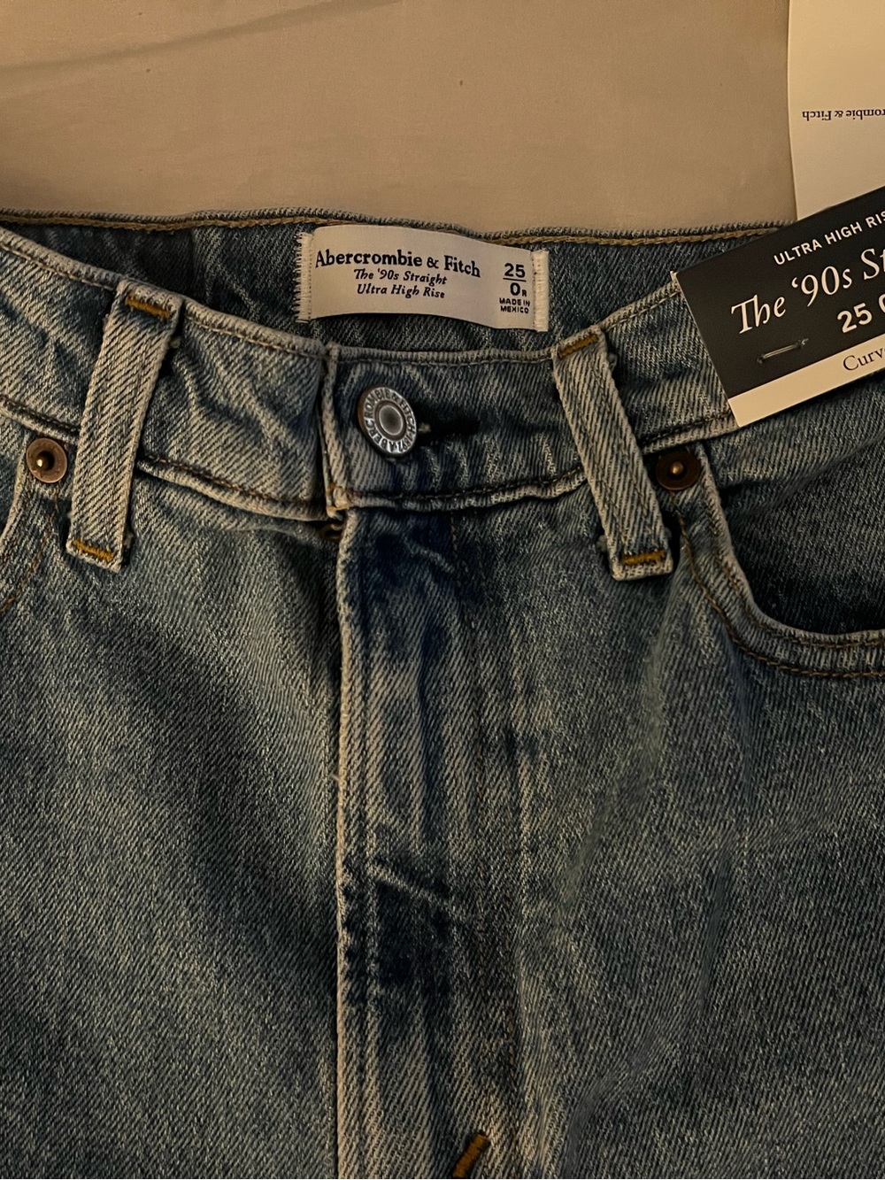 Abercrombie & Fitch Women’s Straight Jeans - Light Blue Wash